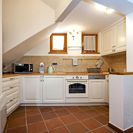 Monte With Jacuzzi روفينج