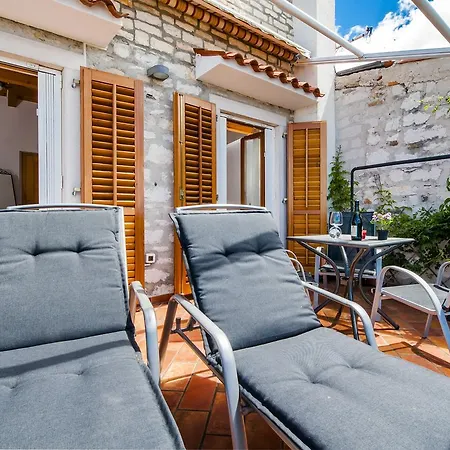 Semesterbostad Monte With Jacuzzi *