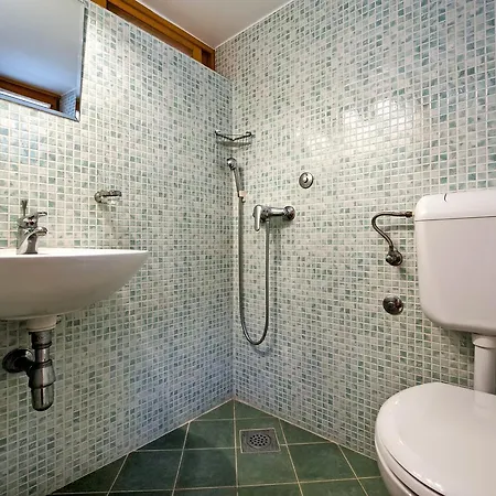 Monte With Jacuzzi Rovinj