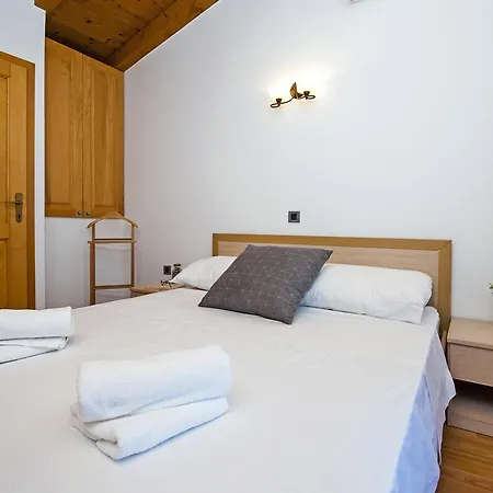Monte With Jacuzzi Holiday home *