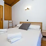 Monte With Jacuzzi בית נופש *