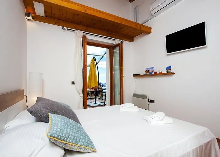 Ferienhaus Monte With Jacuzzi Rovinj