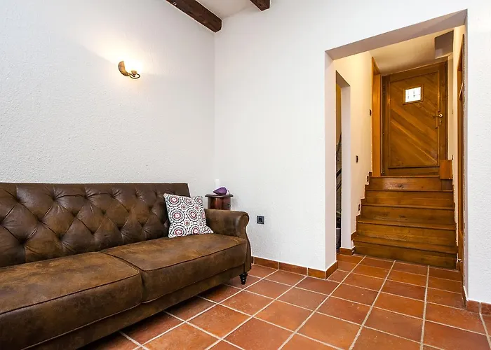 Monte With Jacuzzi Сasa de vacaciones Rovinj