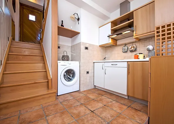 Tatil Evi Monte With Jacuzzi *